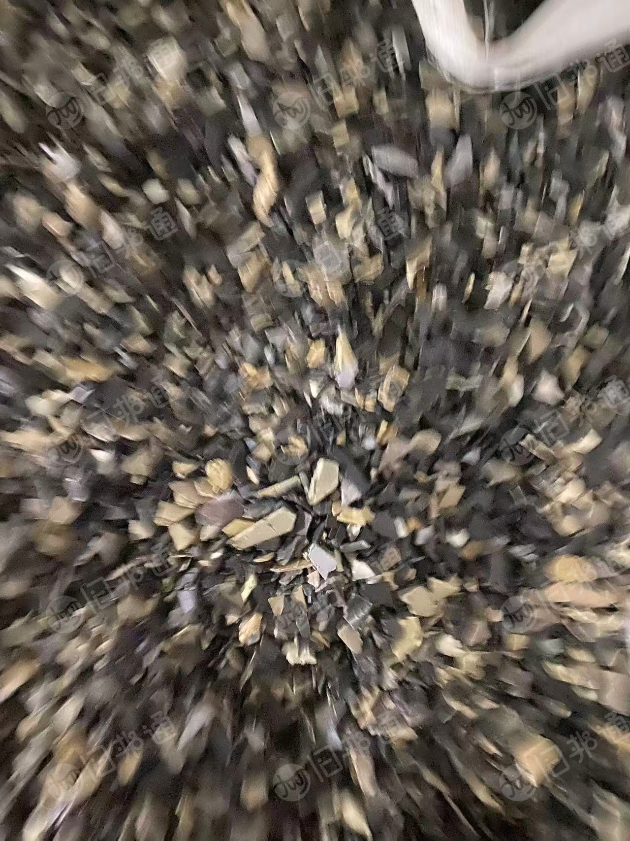 长期出售PP汽车内饰破碎料精品，风选甩干，诚信长期合作