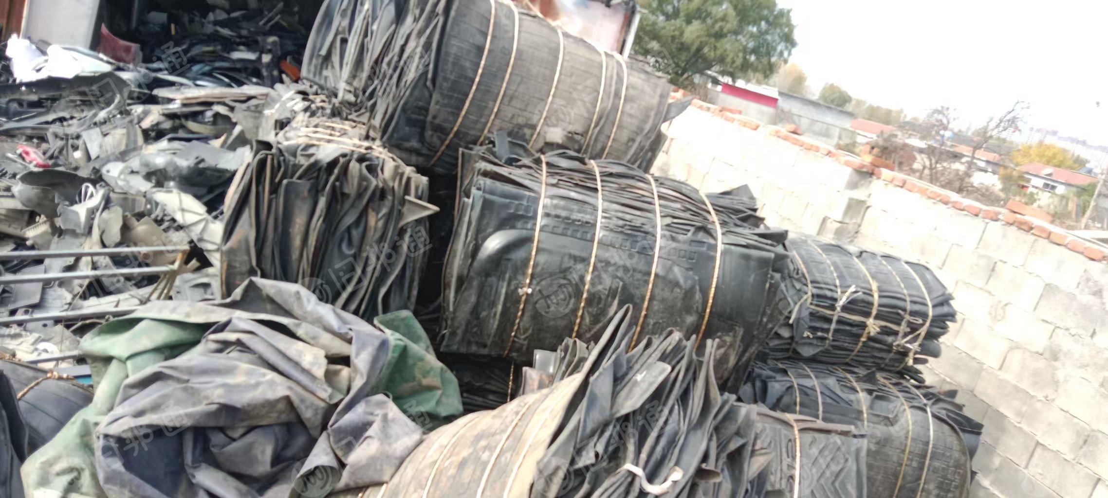 出售TPE脚垫毛料，现货9吨多