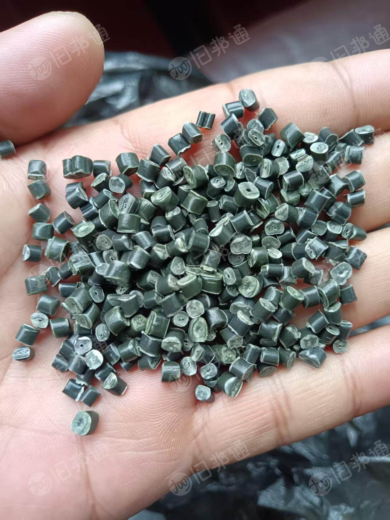 出售吨包颗粒，过60目