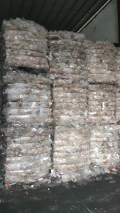 长期出售餐盒压块，饭盒压块