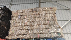 长期出售PET杯和吸塑片