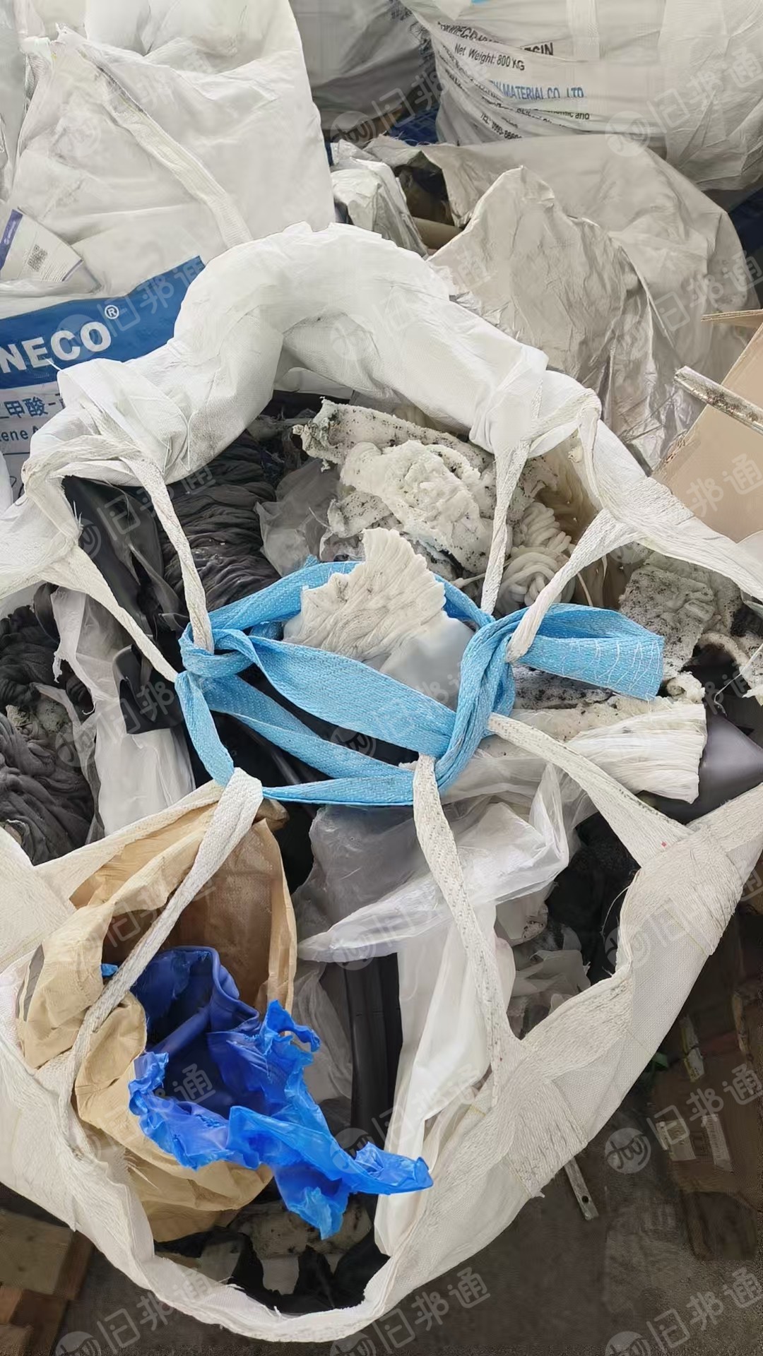 出售PE胶头废料，有高压有低压的，现货30吨