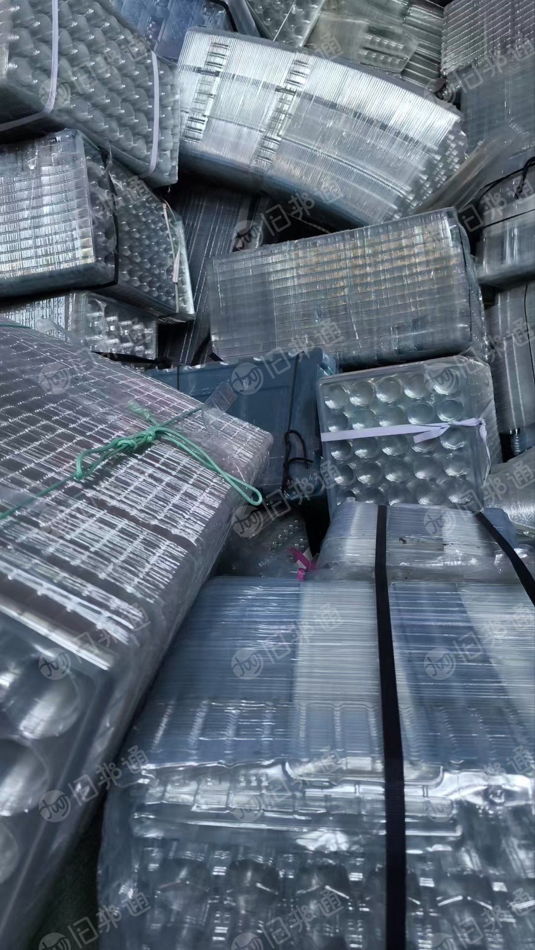 出售PET吸塑盒毛料，没油墨没标签，现货9.6一车