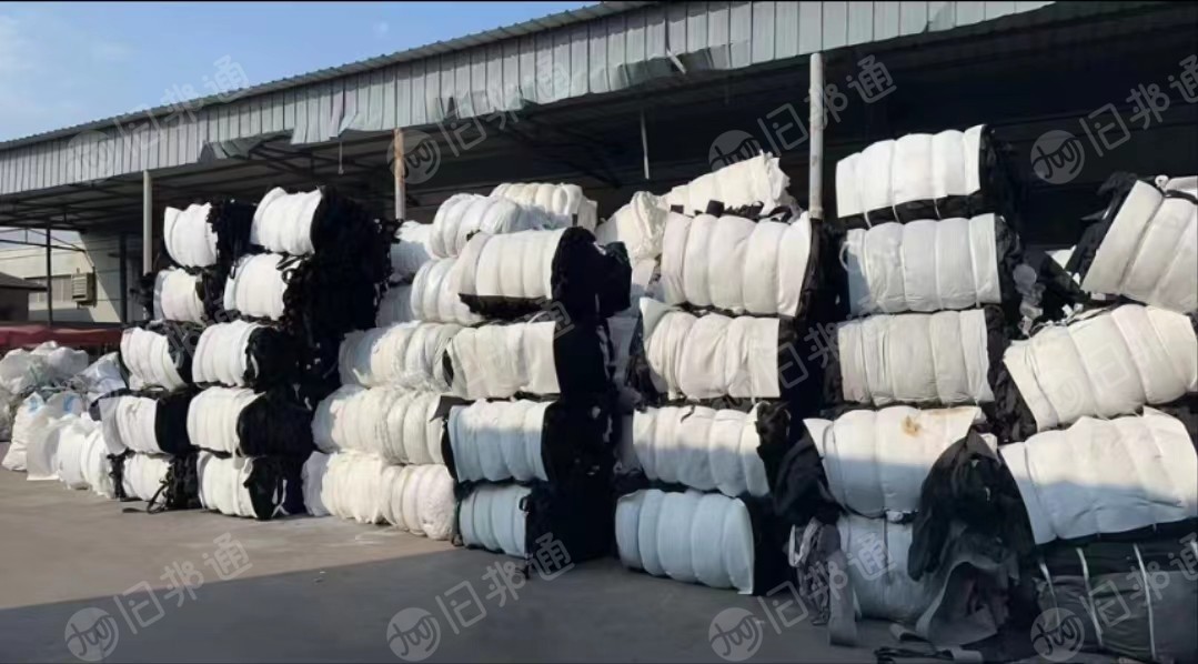 出售涤纶汽车内饰边角料，现货一车