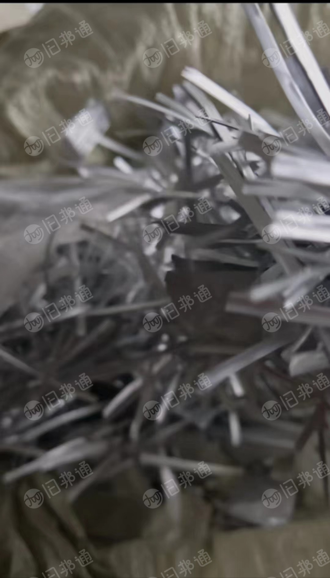 出售铝塑膜废料，边角料占比30%左右，含铝53左右，现货10多吨