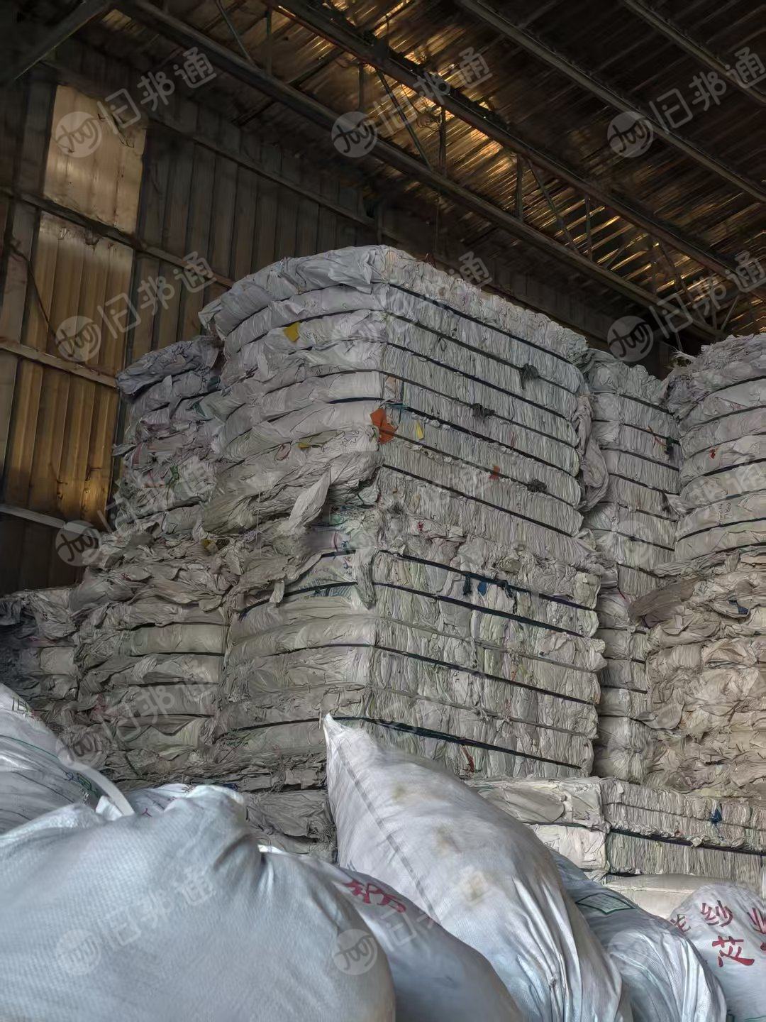 长期出售下干机纯白纤维袋废料，现货30吨左右