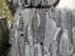 长期出售pet吸塑盒废料，电子厂下来的，没有标签，没有pvc，没有油