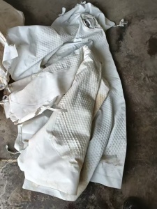 长期回收pvc滤布pvc过滤布，要软型的，平车机加工后做打包用，每个月要30吨左右，厂在云南曲靖