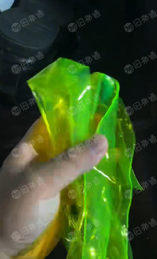 常年出售各色PVC雨衣薄膜