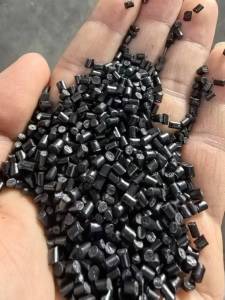 出售黑色ABS颗粒