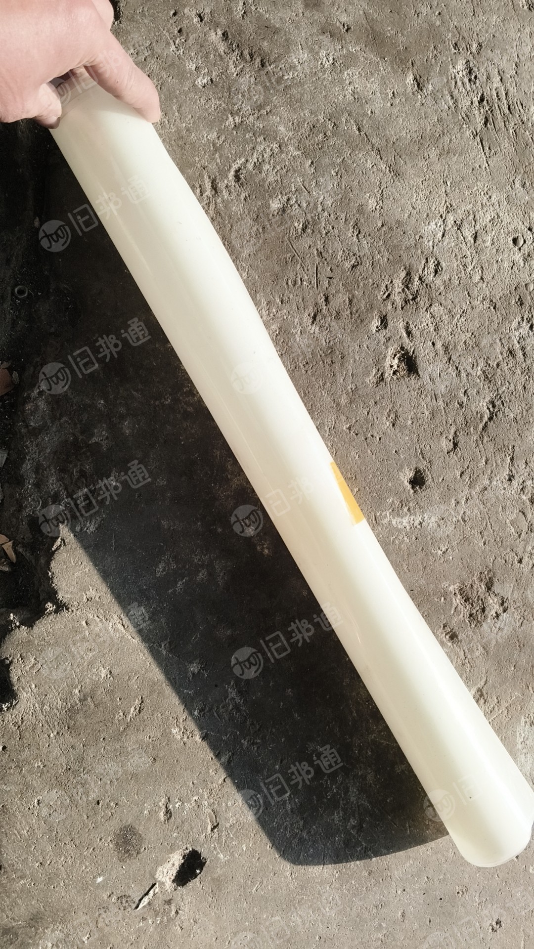 出售皮革厂下来的PET复合膜，现货30吨，月供10吨左右