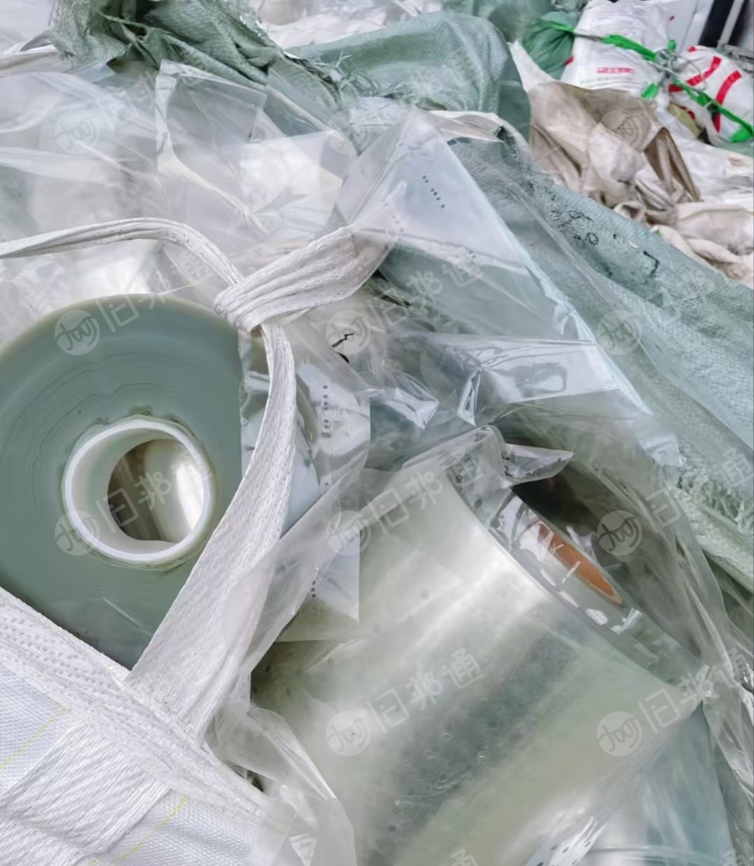 出售PET滑膜毛料，小卷筒，现货30吨左右