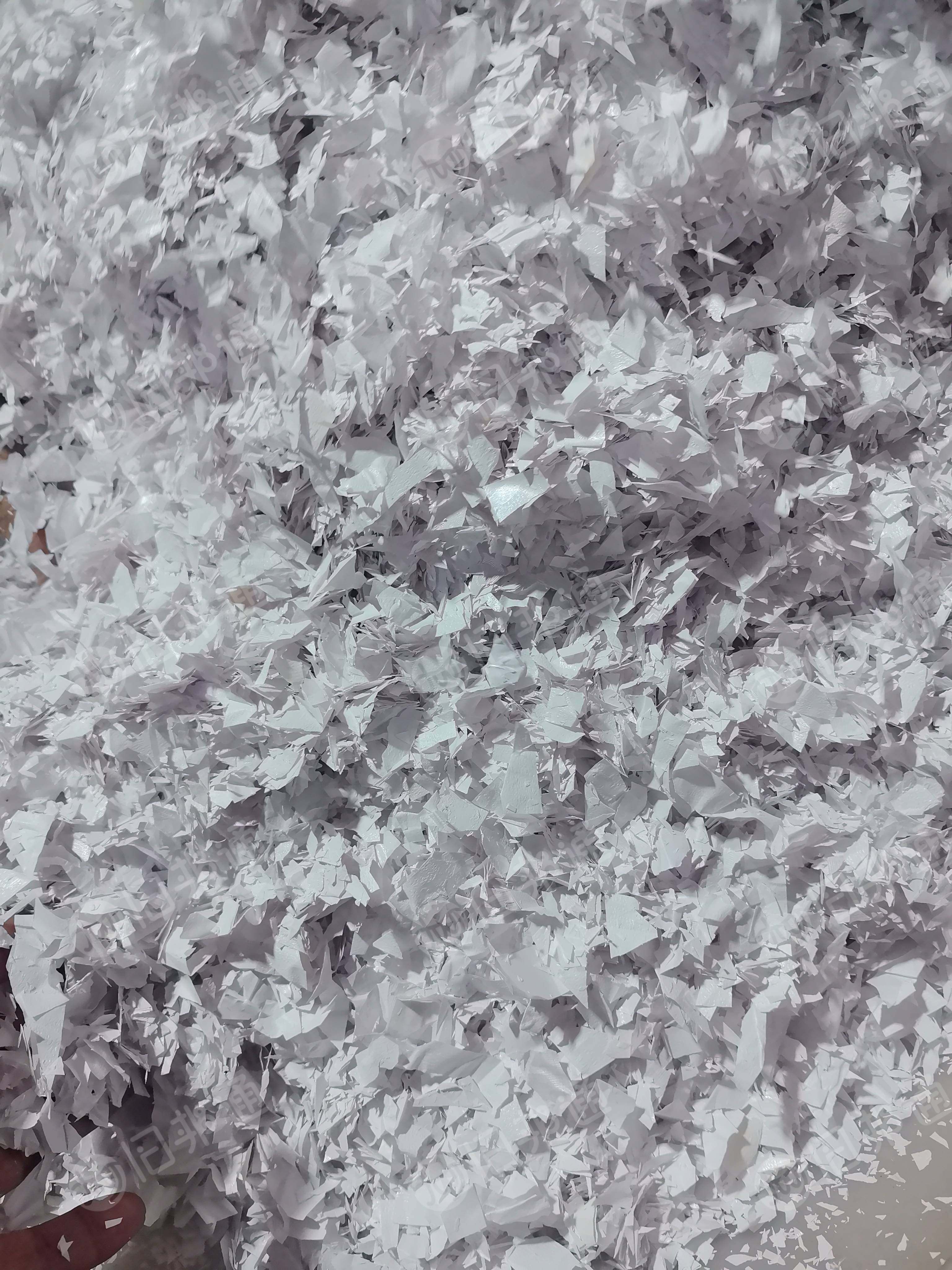 长期出售pvc中性墙纸破碎料