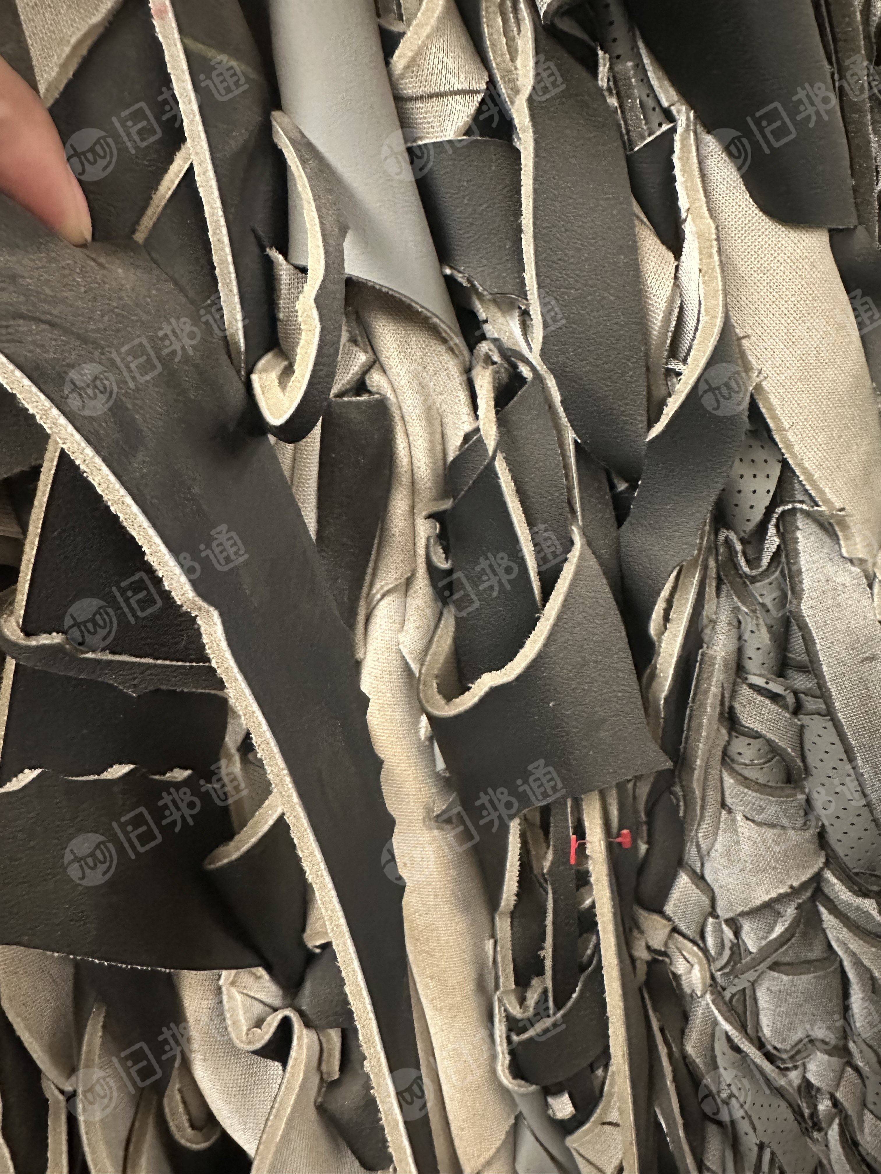 求购PVC汽车革，海绵革，吹毛用