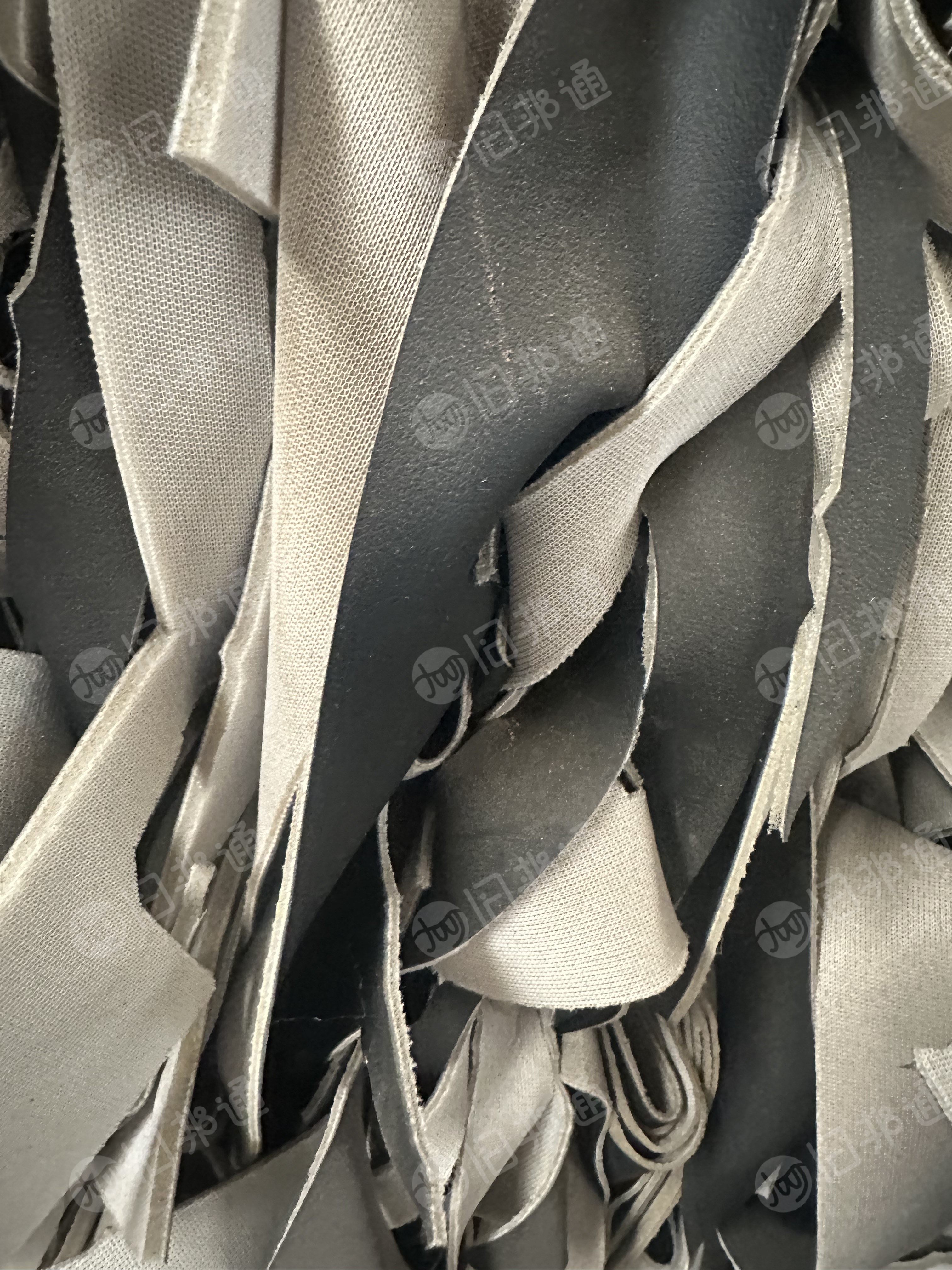 求购PVC汽车革，海绵革，吹毛用