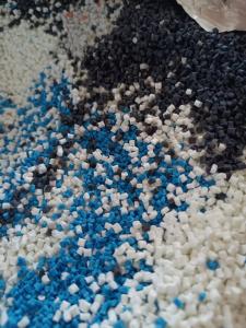 出售阻燃尼龙颗粒，水口破碎料，尼龙树脂改性料，月供100吨
