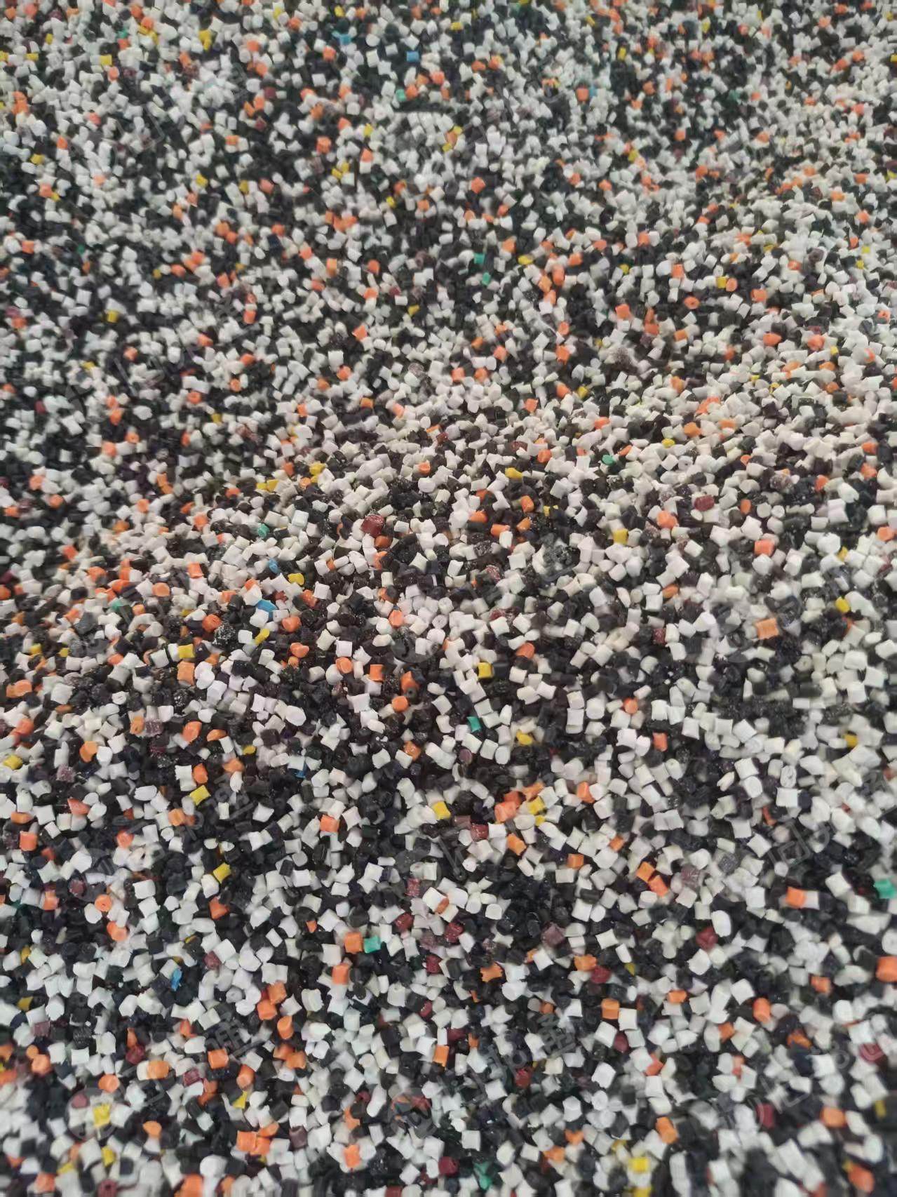 出售阻燃尼龙颗粒，水口破碎料，尼龙树脂改性料，月供100吨