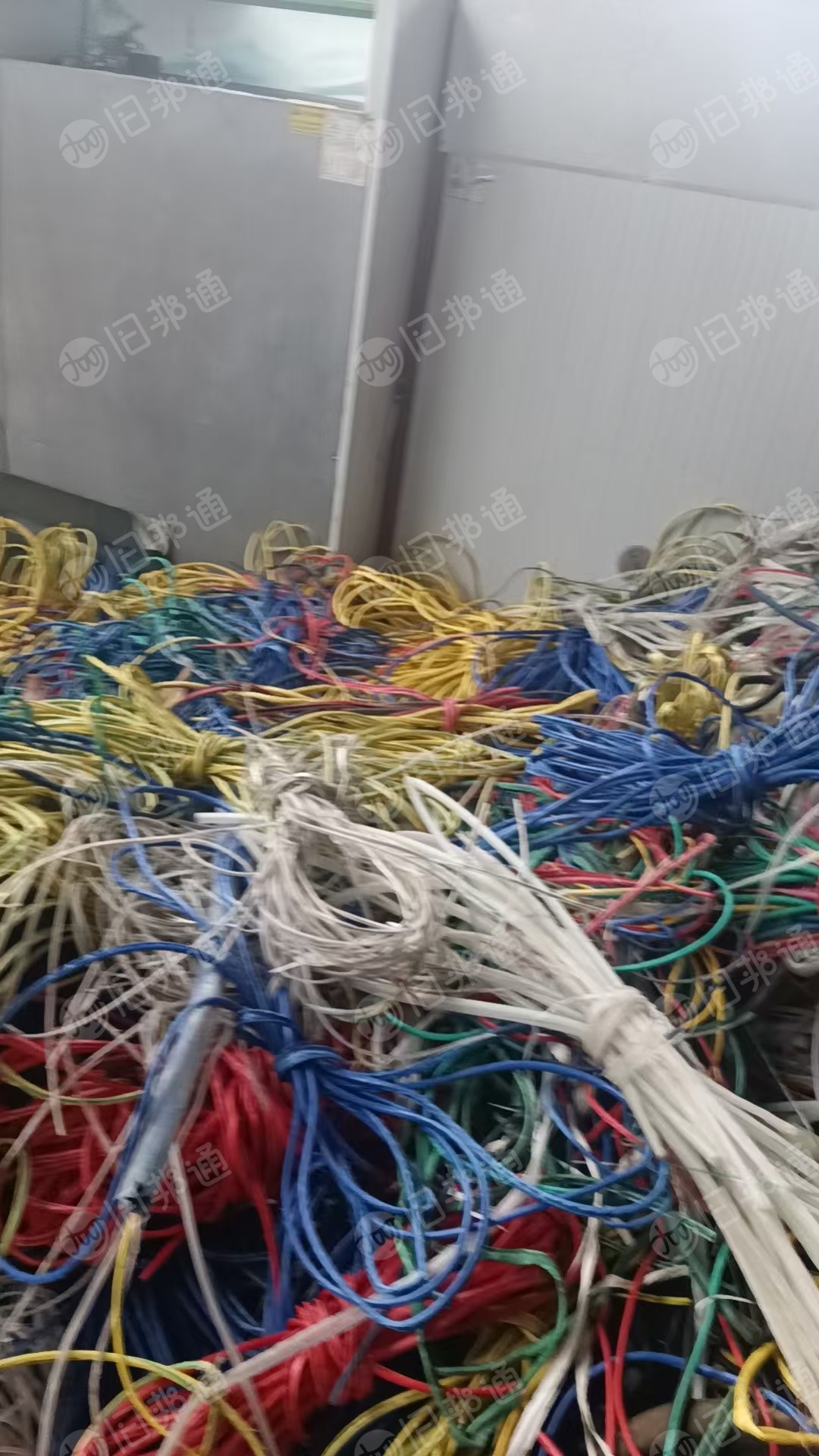 出售PVC电缆皮毛料，月供30吨