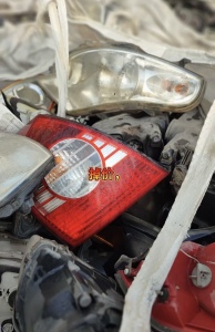 回收废旧汽车大灯