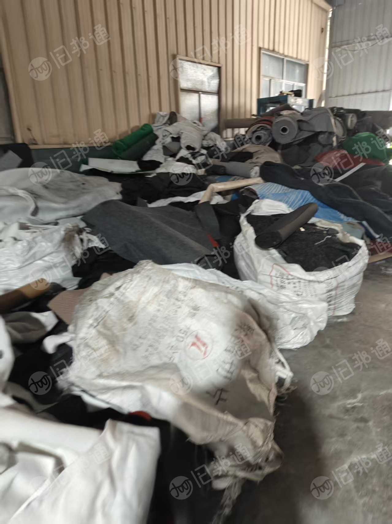 长期出售燃烧料，废布料，黑料，月供二三十吨