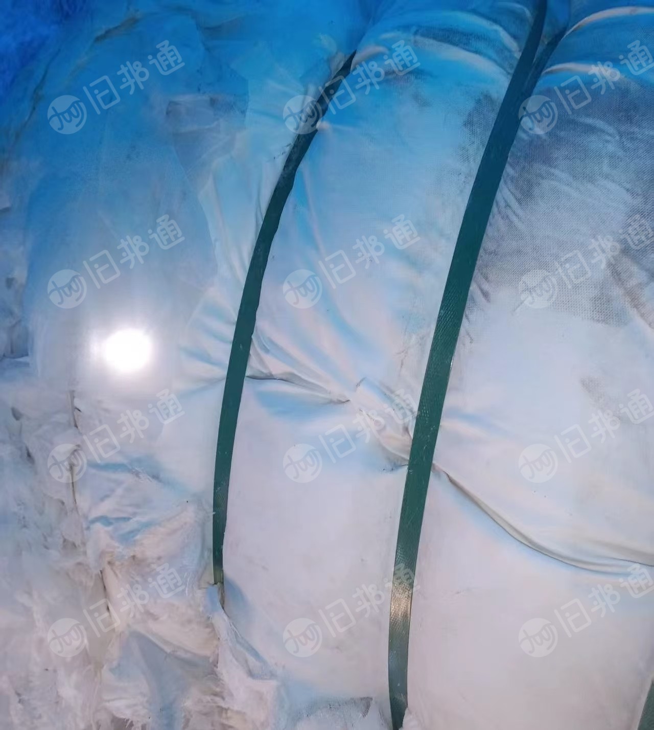 出售白色PP无纺布边角料，丙纶无纺布，现货有7吨，货在江苏邳州