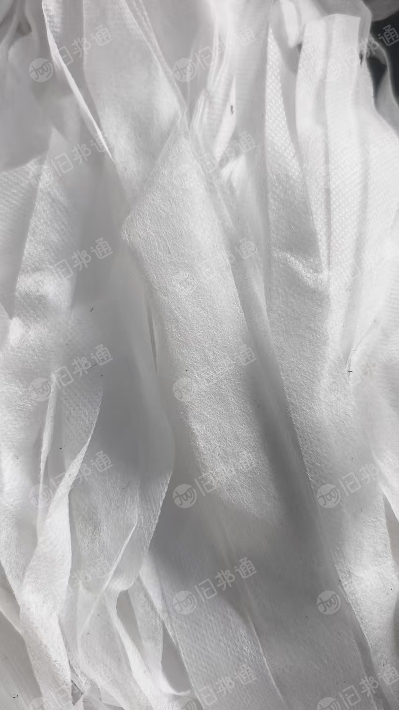 长期出售白色涤纶无纺布，无纺布边角料，月供40吨，货在浙江台州