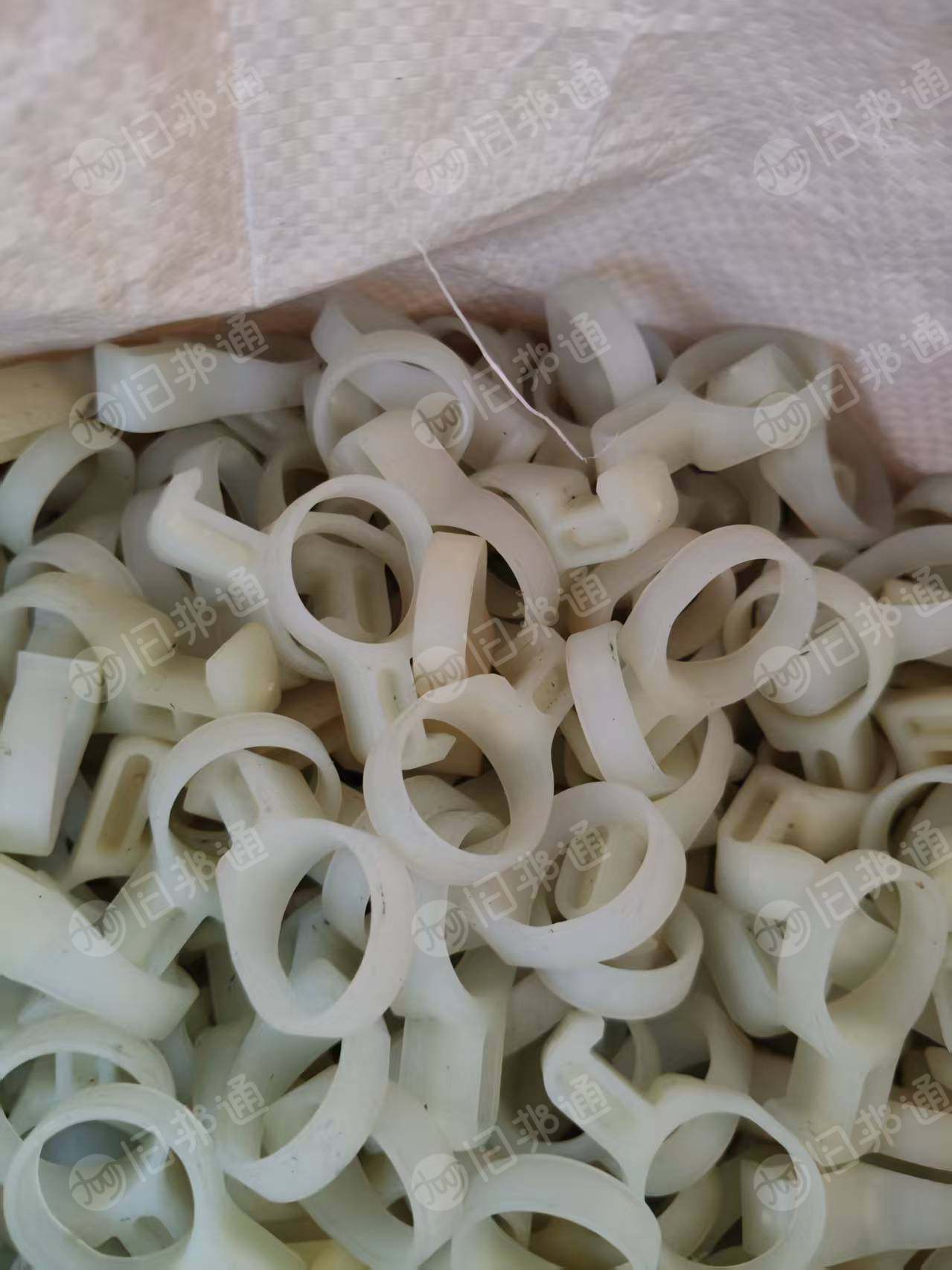 出售加纤尼龙废料，PA尼龙毛料，干净