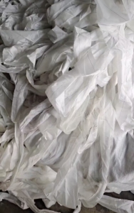 出售尼龙脱模布，PA66去纸管的，装在吨包，现货15吨