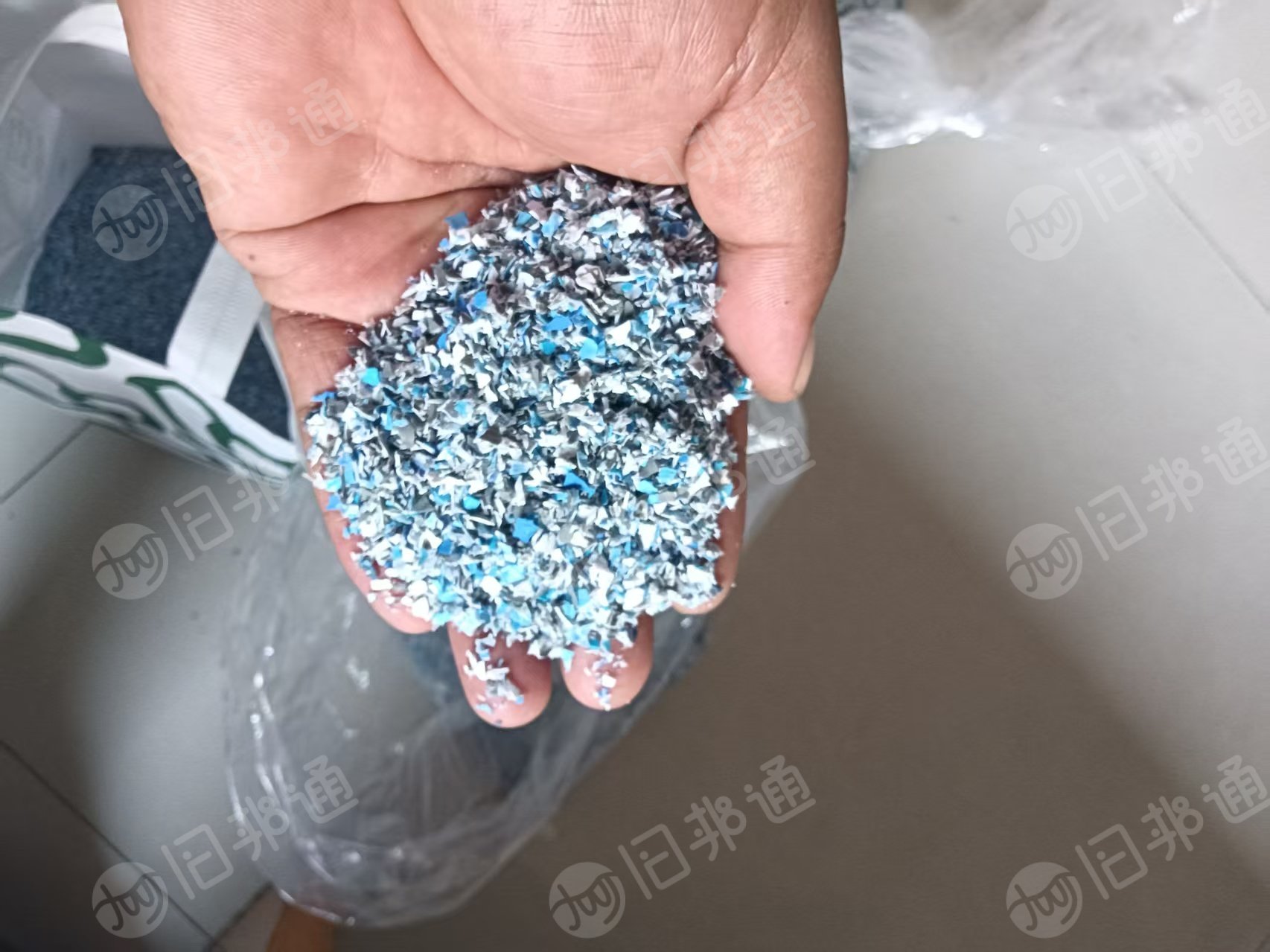 出售PVC吹毛料，夹网料，欧标的2.0的环保的