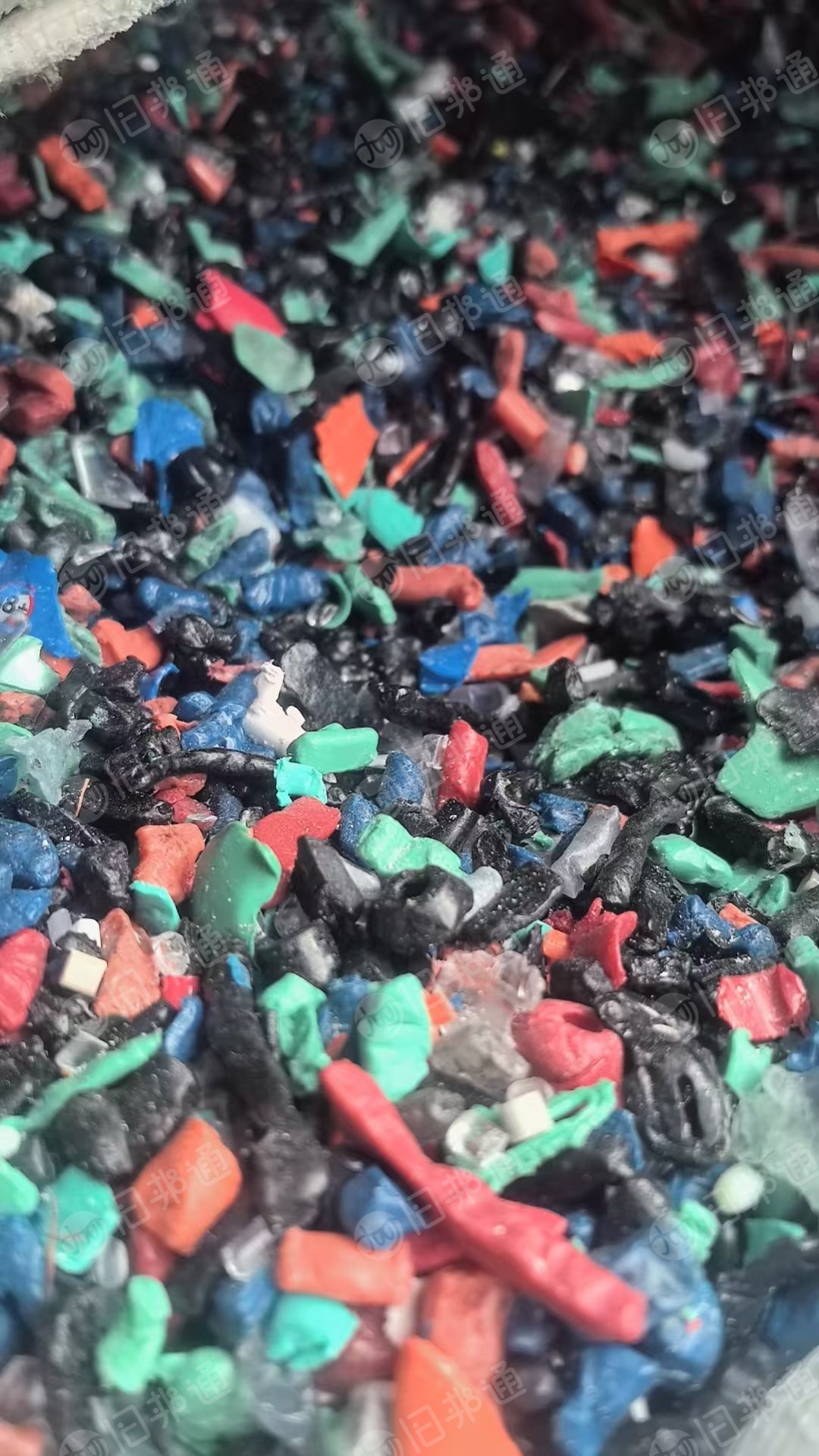 长期出售花色PC破碎料，冲击67左右