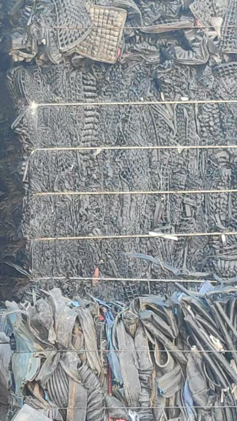 出售废旧海绵料，可以燃烧的，现货30吨