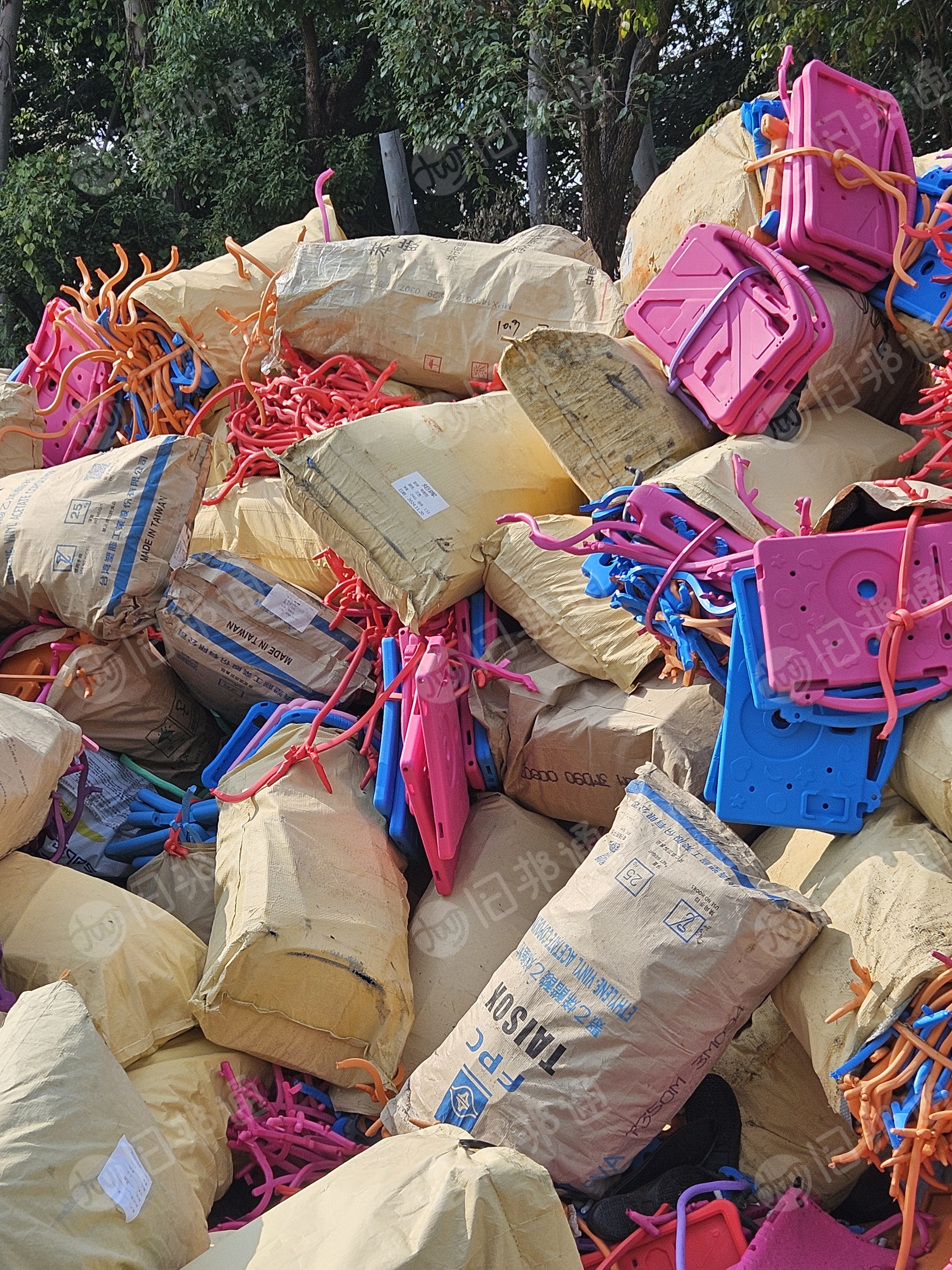 出售发泡EVA鸡爪料，EVA废料