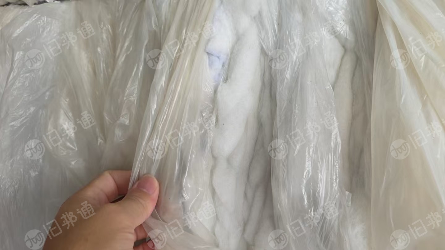 长期出售丝棉下脚料，丝棉料，有带无纺布的也有没带的，统货走，现货六吨