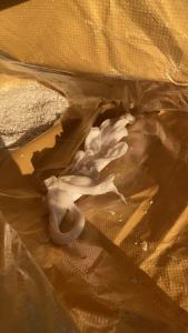 出售PC灯罩破碎料和PC机头料，没测过冲击，照明厂下来的，长期有货