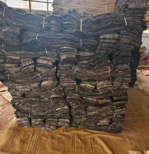 长期出售洗好的废旧除尘布袋，PTFE材质，也有PPS+PTFE混纺160×7500mm的，没洗的