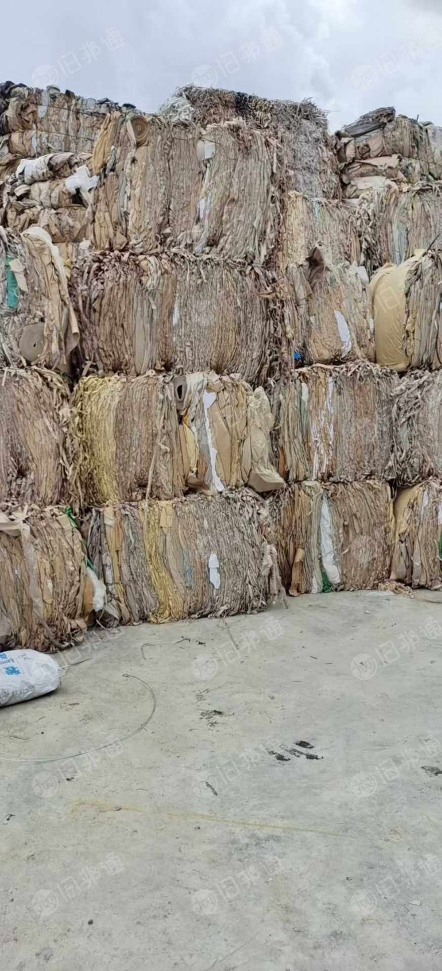 常年收购大片防锈纸、防锈纸切边和大轴