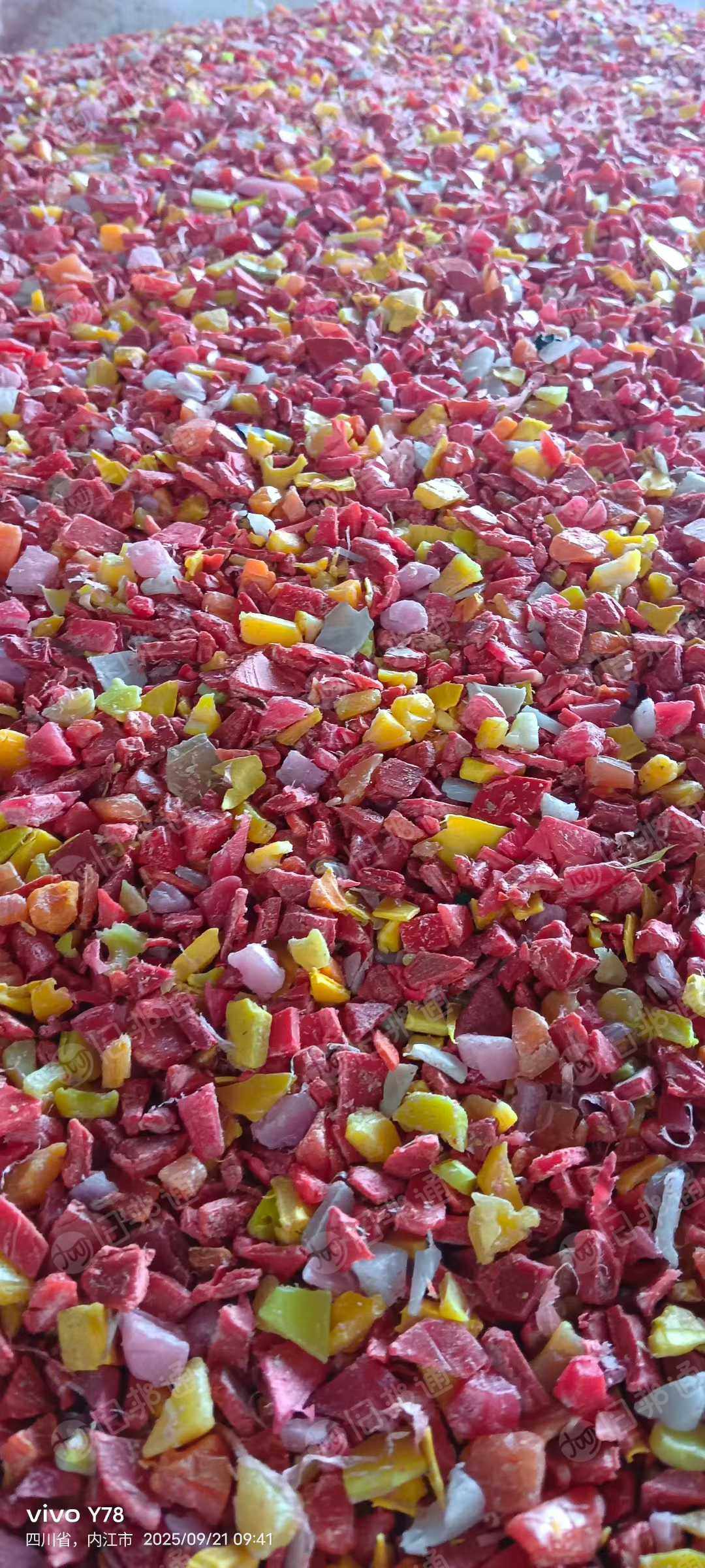 出售PE垃圾桶破碎料，可直接上机，长期有货