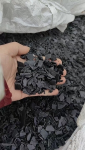 出售尼龙破碎料，风扇叶破碎料，进气支管破碎料，水箱边破碎料，工具尼龙破碎料