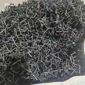 出售PVC数据线水口料，黑白各半