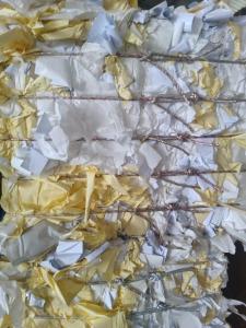 出售黄白淋膜纸压包料