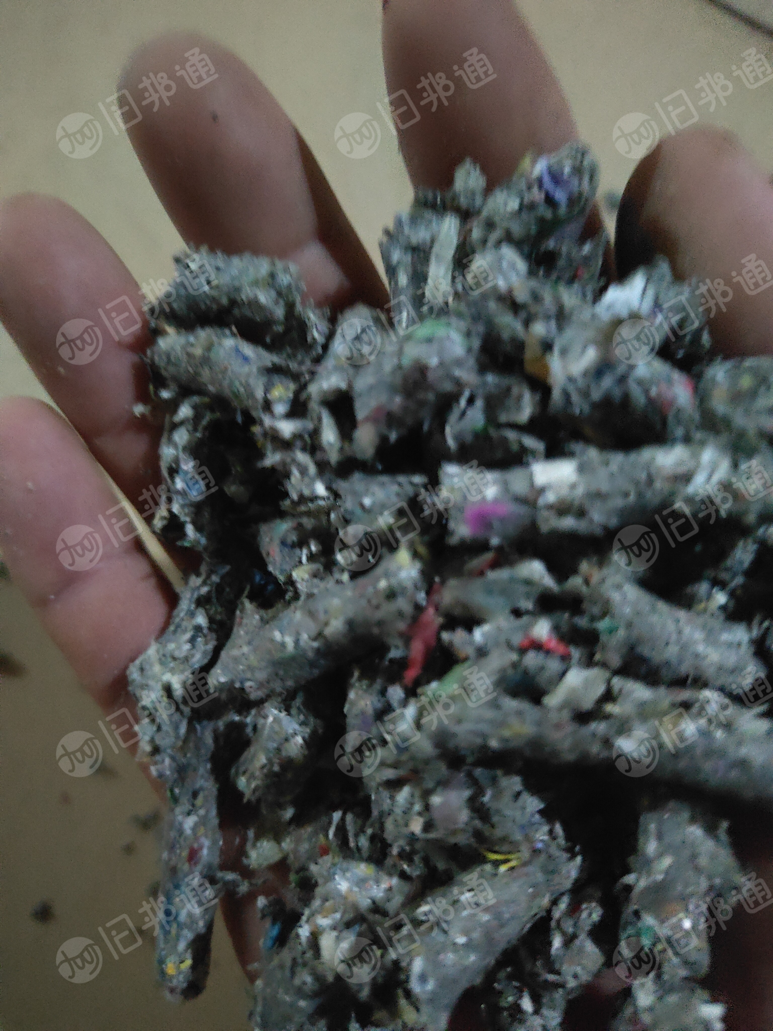 出售上漂的商标纸毛毛虫