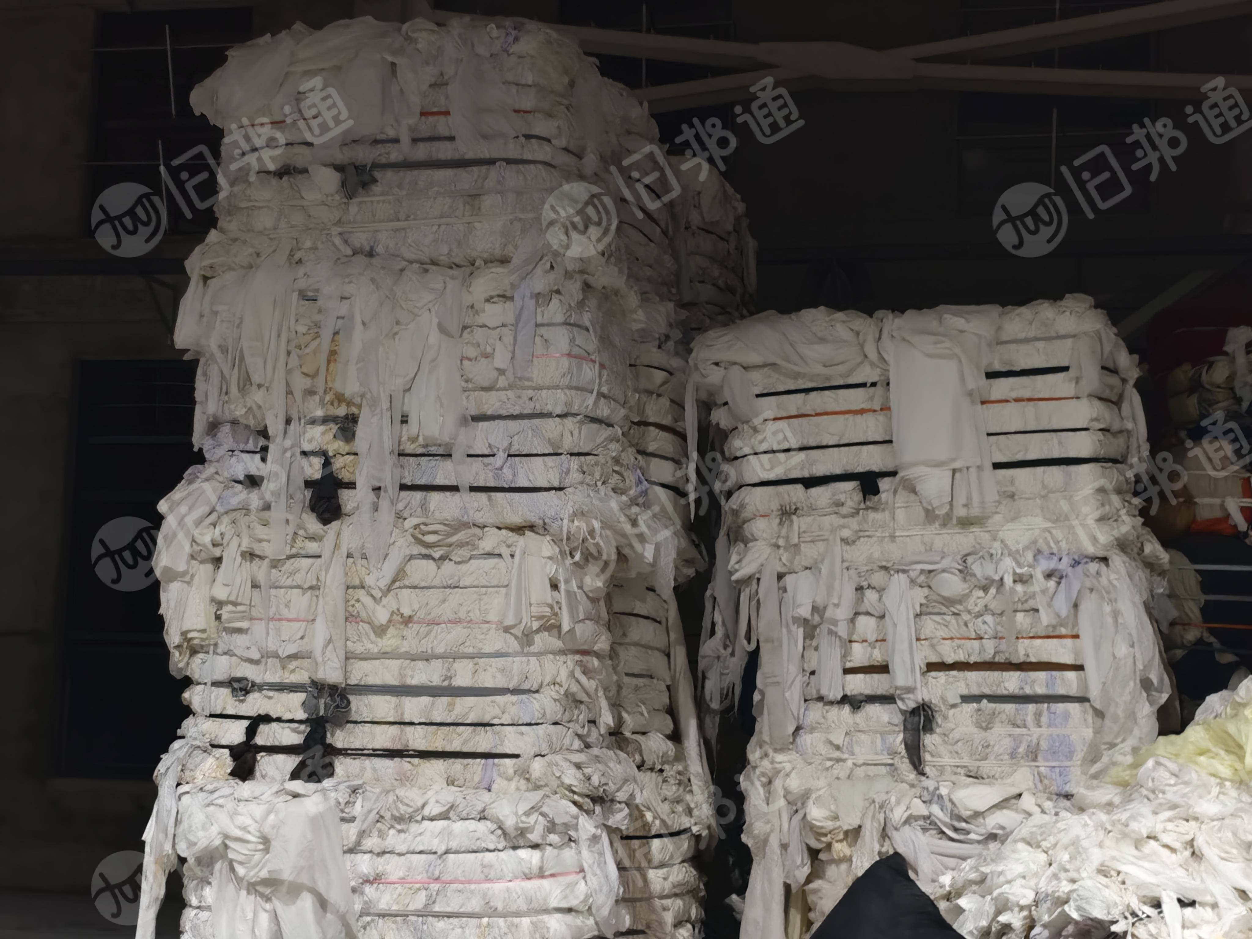 长期回收回收涤纶布，涤纶丝料，涤纶毛料，涤纶造粒料。