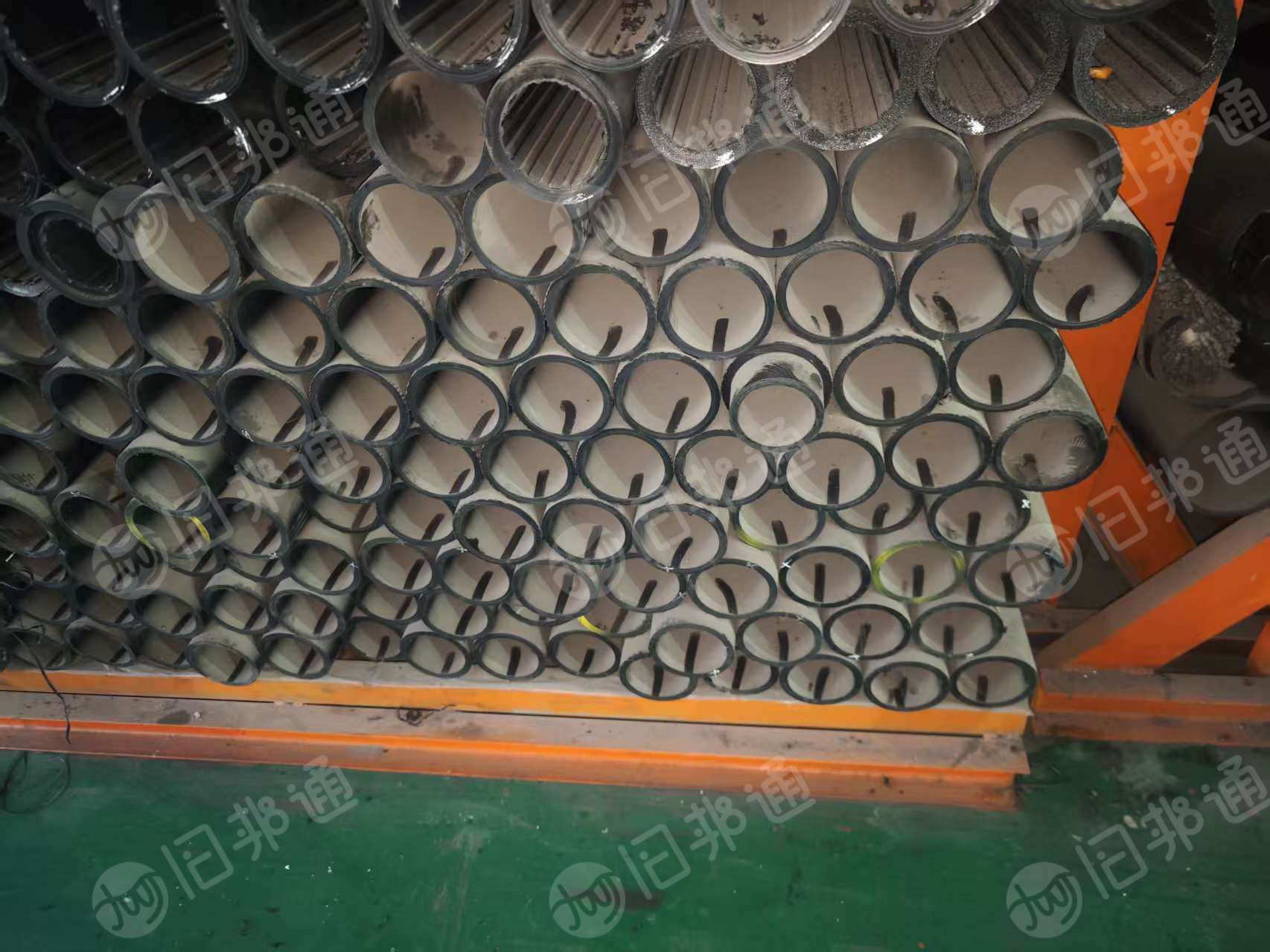 出售PVC管废料，都是黑色的，是公司淘汰下来的成品货，直径有89/108/133/159，现货10吨