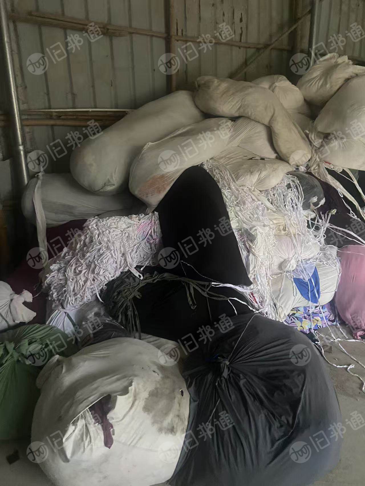 长期出售内衣厂下来的锦纶废布，锦氨废布，涤纶废布，统货走，月供80-100吨