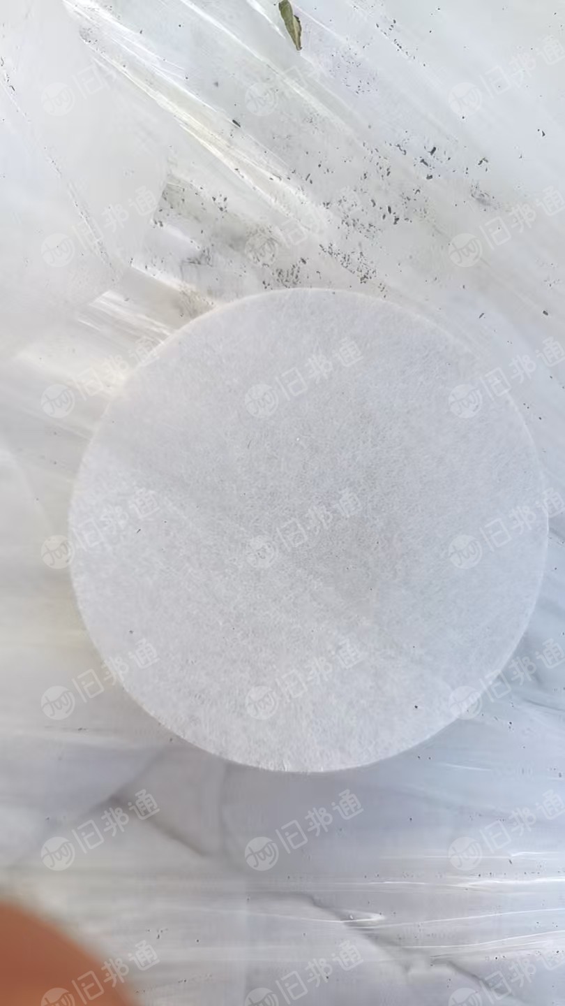 出售无纺布下脚料，毛毡料，现货十多吨