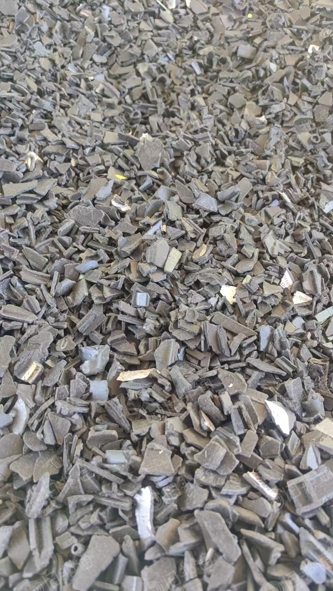 出售PC破碎料，加纤10%和20%，混打，PBT复合ABS破碎料，加纤30%，货在马来西亚