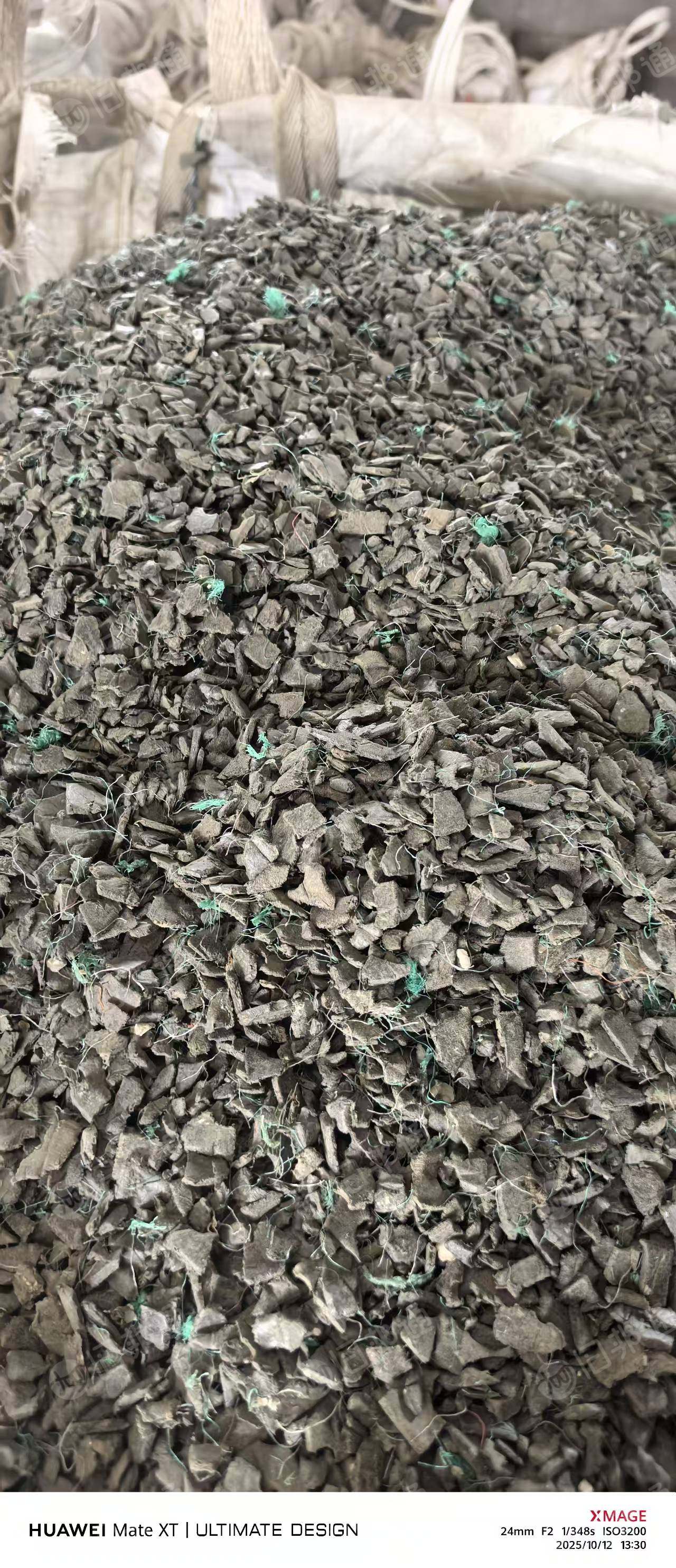 出售低压养殖浮球破碎料，月供300吨