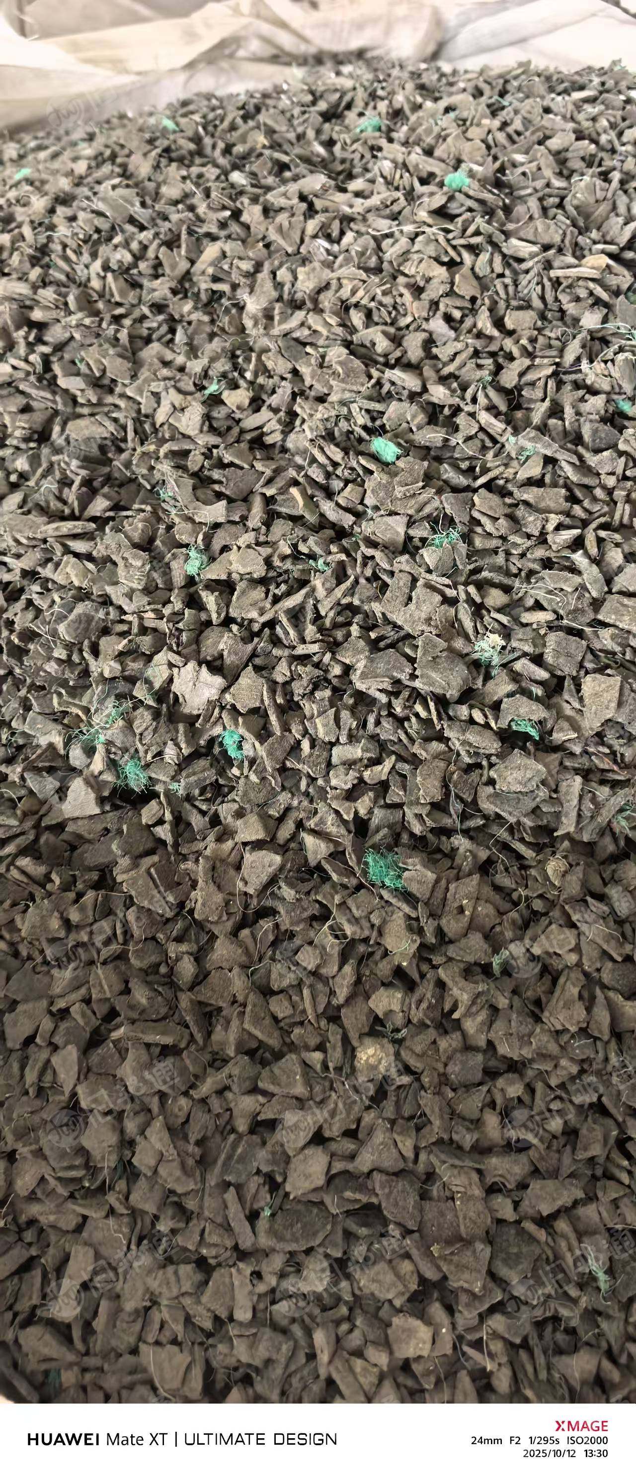 出售低压养殖浮球破碎料，月供300吨