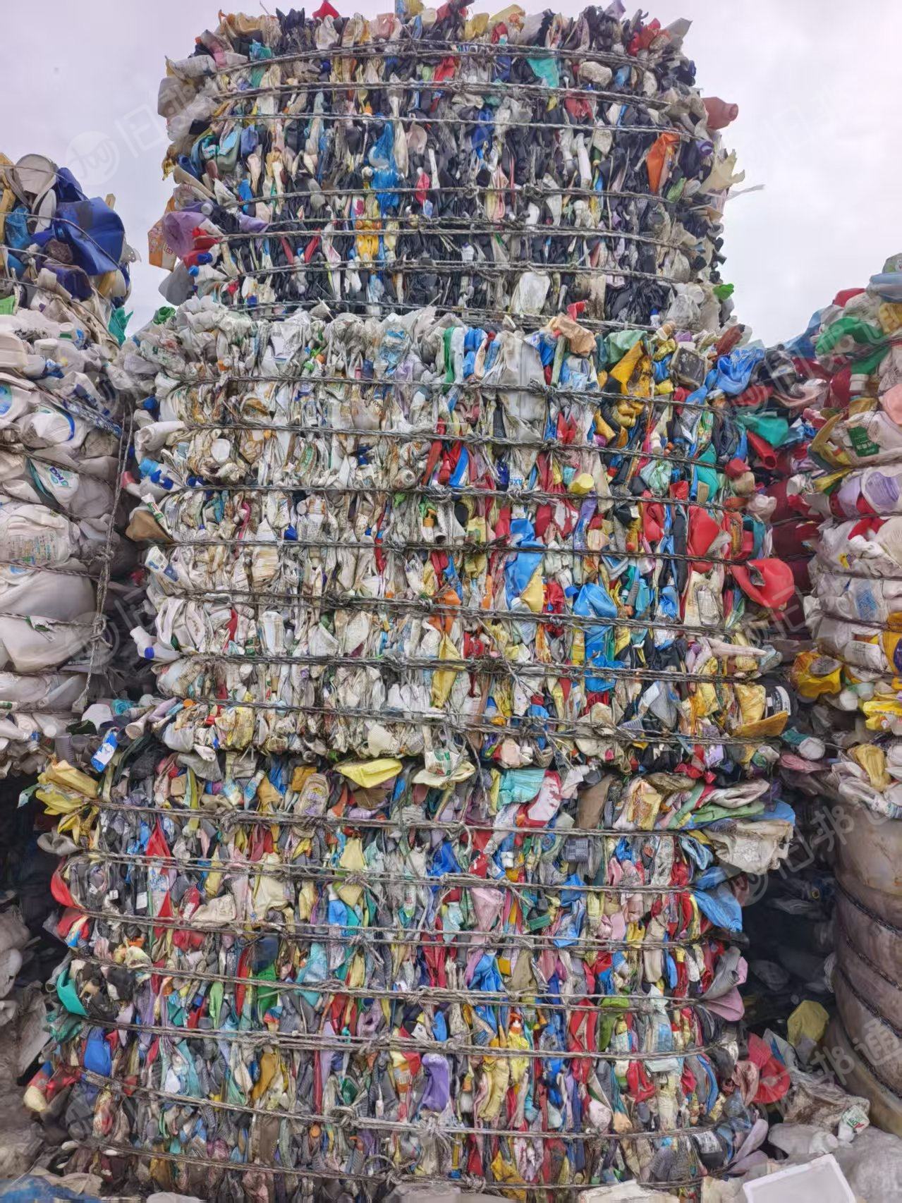 出售花乙压块，白乙压块，月供60吨