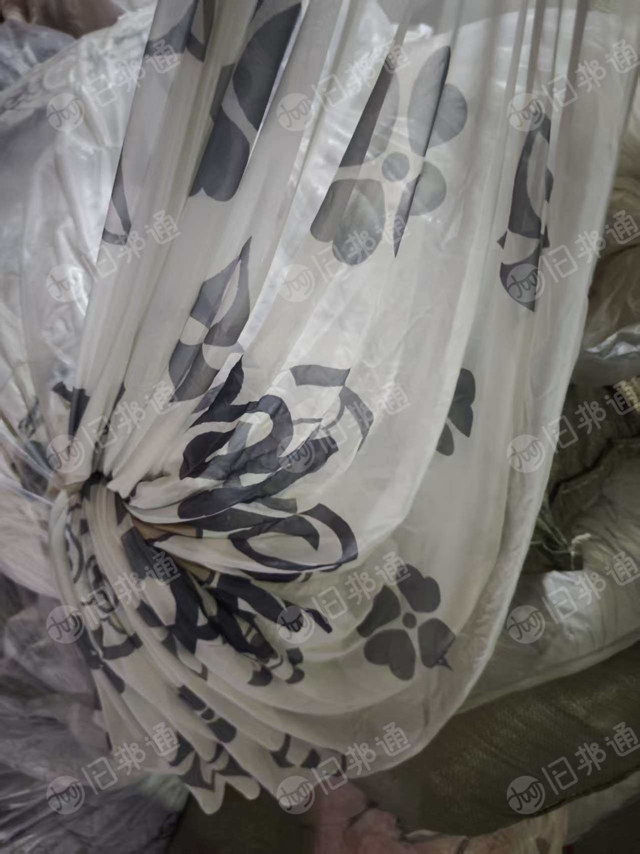 长期出售库存布染色布印花布本白漂白卷布，外贸床盖，凉感丝，货在江苏南通